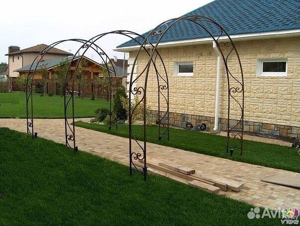 Арка садовая