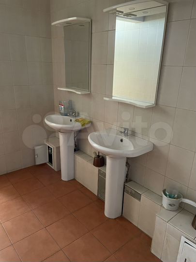 Офис, 636.7 м²