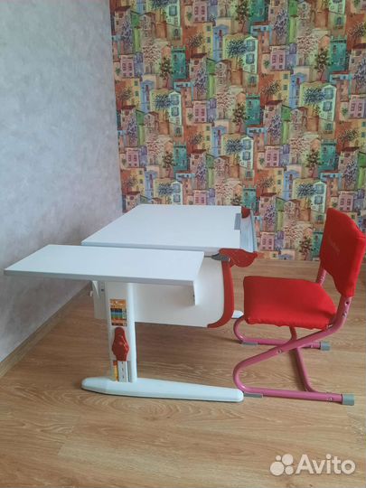 Детская мебель. растущая парта деми