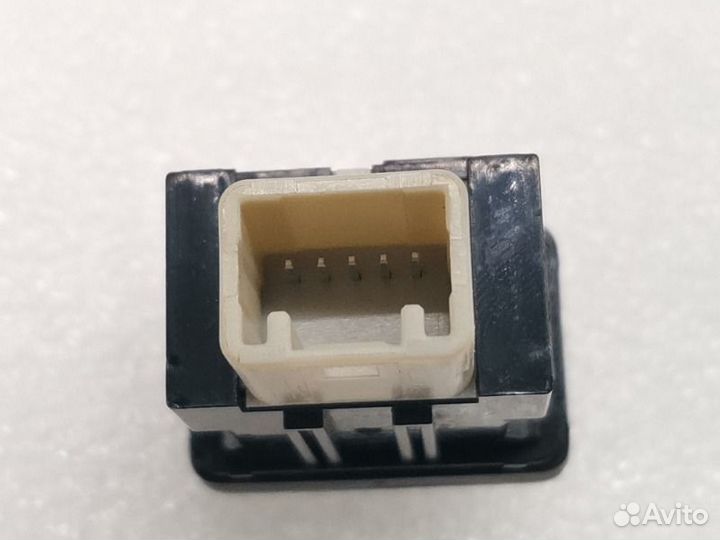 Кнопка корректора фар Mitsubishi Outlander 3