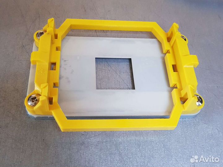 Крепление кулера процессора Intel AMD