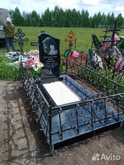 Ритуальные услуги. Памятники, ограды