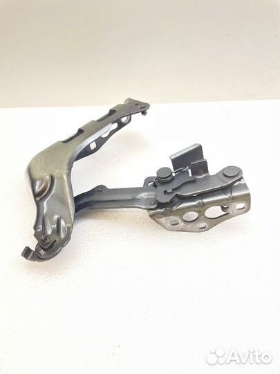 Петля капота левая Mercedes-Benz Glc Coupe C253