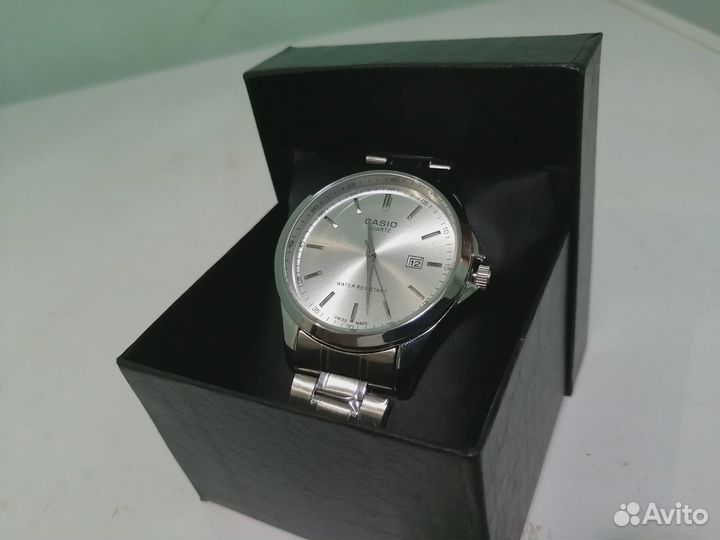 Часы Casio новые