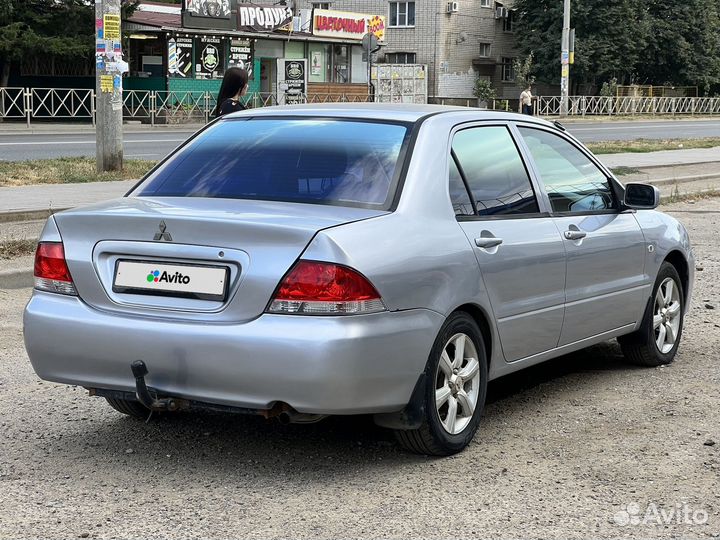 Mitsubishi Lancer, 2003