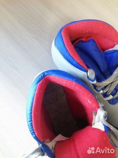 Лыжные ботинки