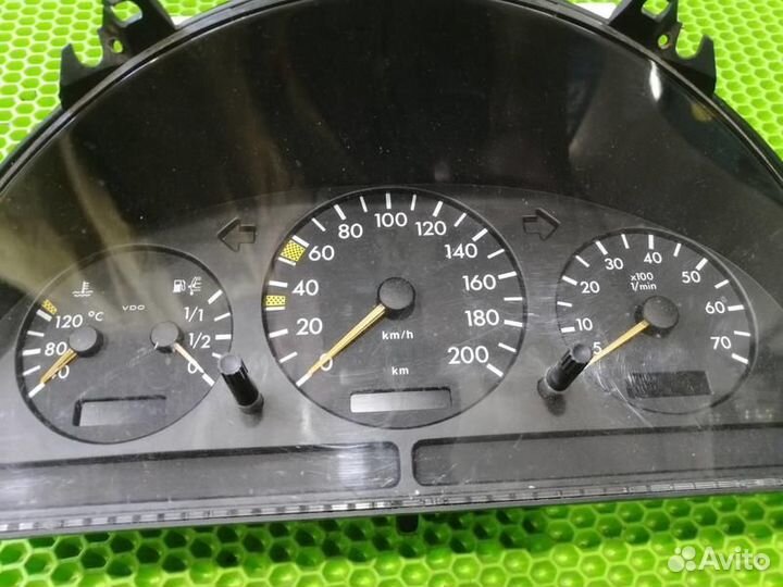 Панель приборов Mercedes Benz ML W163
