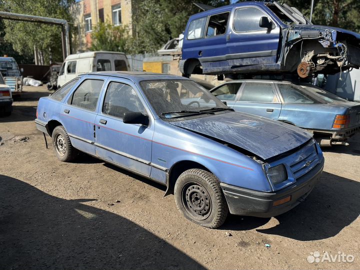 В разборе Ford Sierra CD 1982-1986