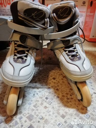 Роликовые коньки