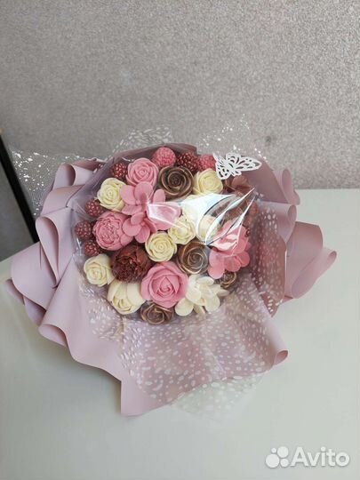 Букеты из шоколодадных цветов -микс