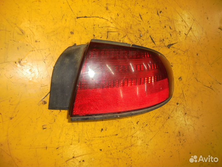 Фонарь правый для Ford Contour,Mondeo II 1996-2000