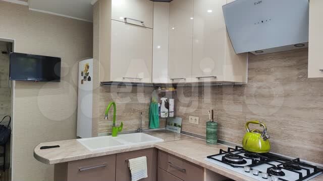 3-к. квартира, 65 м², 1/9 эт.