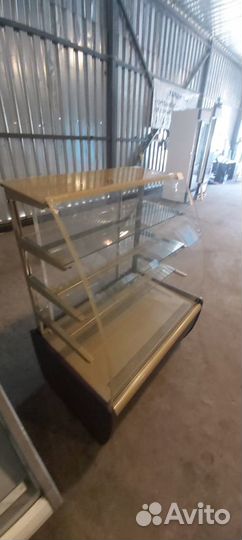 Холодильная витрина