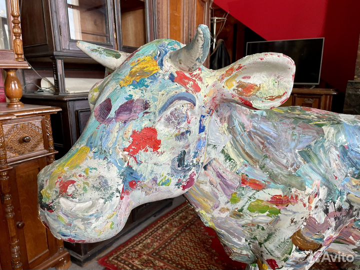 Арт-объект корова