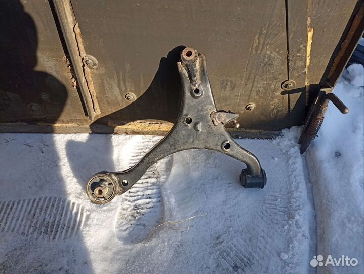 Рычаг на Honda Stream