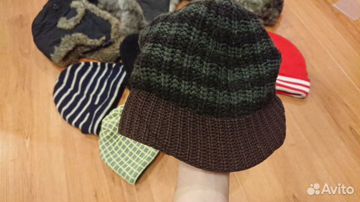 Продам шапки