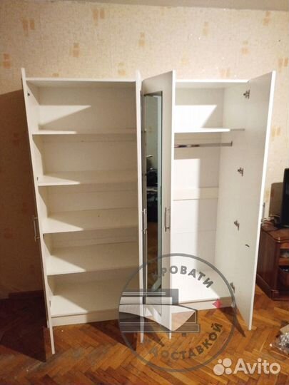 Шкаф распашной