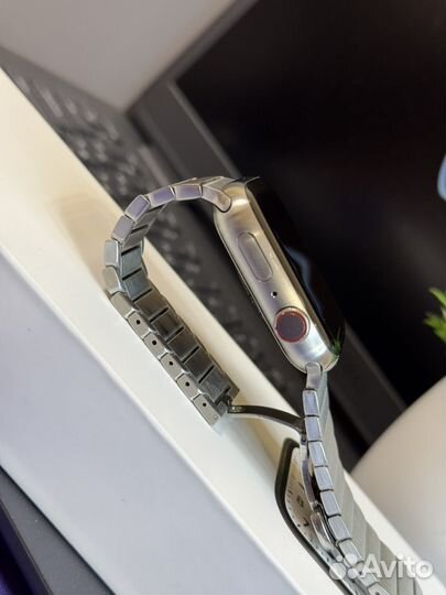 Apple watch 7 titanium case 45mm