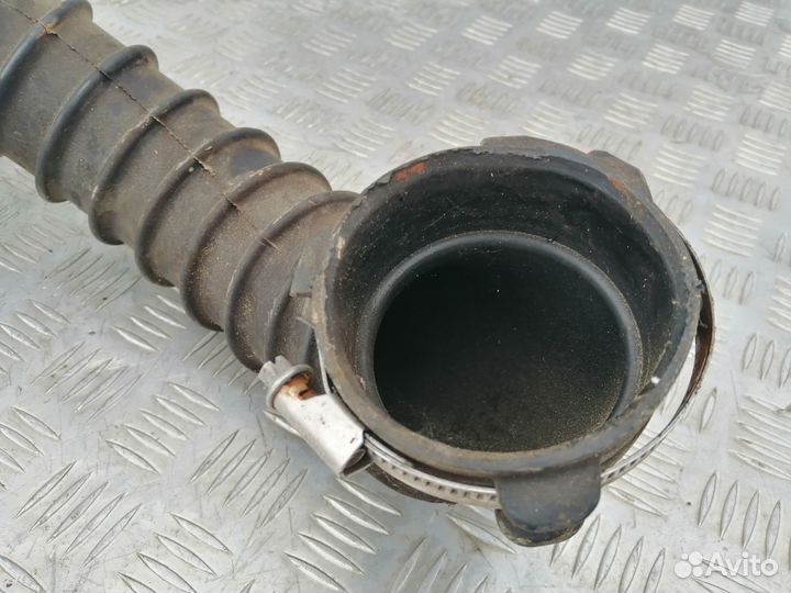 Патрубок воздушного фильтра Рено Мастер 2 DCI 2.5