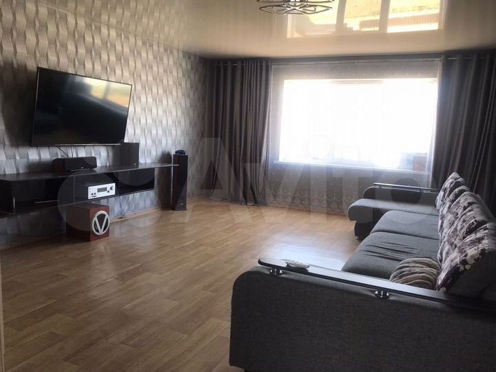 Дом 183 м² на участке 7 сот.