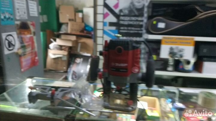 Фрезер зубр фм-1650