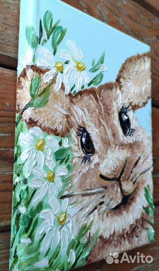 Картина маленькая. Животные. Птица. Птицы. Заяц