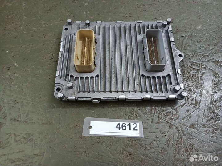 Блок управления двигателем