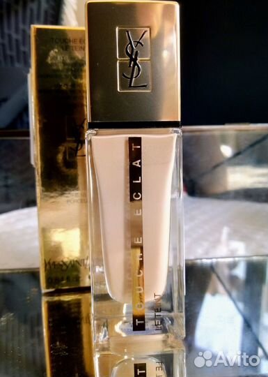 Yves Saint Laurent. Тональный.BR10 Porclean. YSL