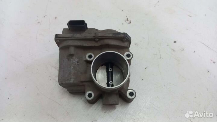 Дросельная заслонка 1.6 K7M Renault Logan 2