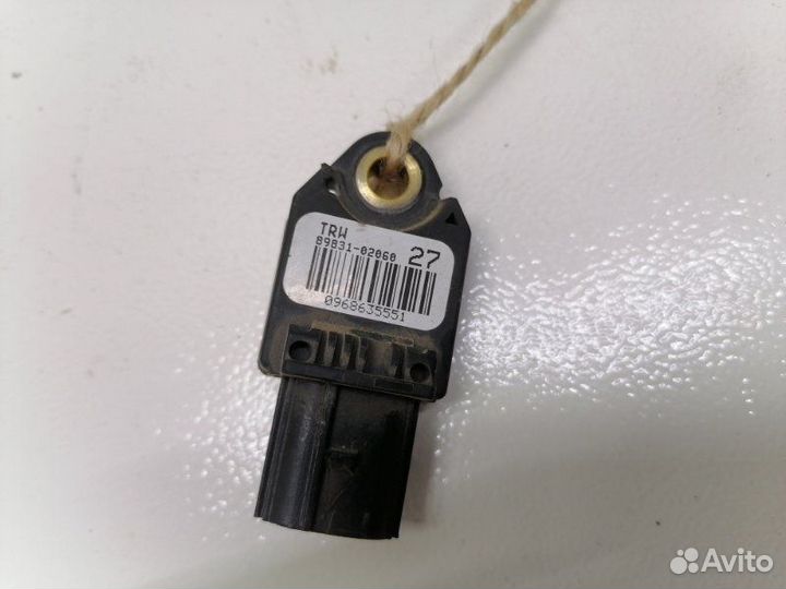 Датчик airbag Toyota Corolla E150