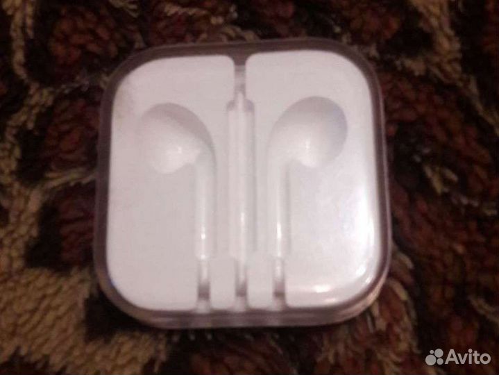 Наушники earpods
