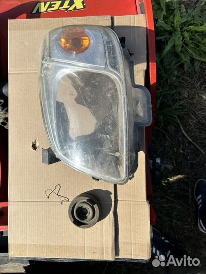 Фара мазда BT50