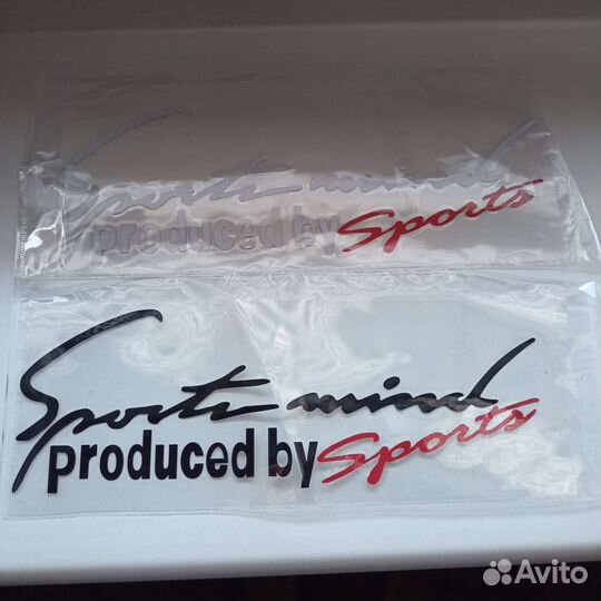 Наклейка на автомобиль, мотоцикл