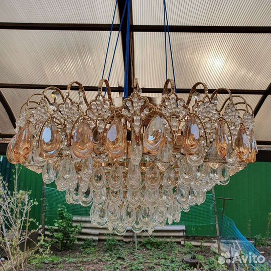 Люстра хрустальная потолочная