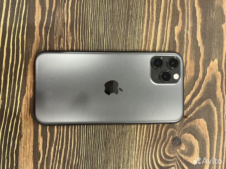 iPhone 11 Pro, 64 ГБ