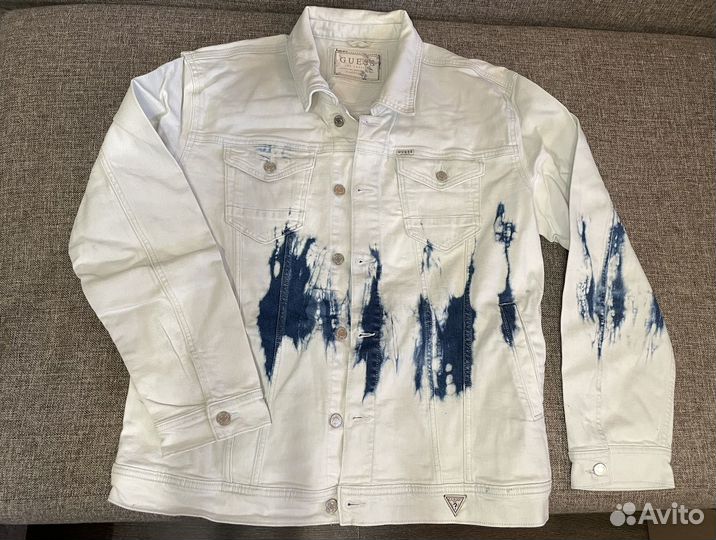 Джинсовая куртка