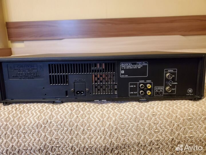 Видеомагнитофон Sony SLV-436EE