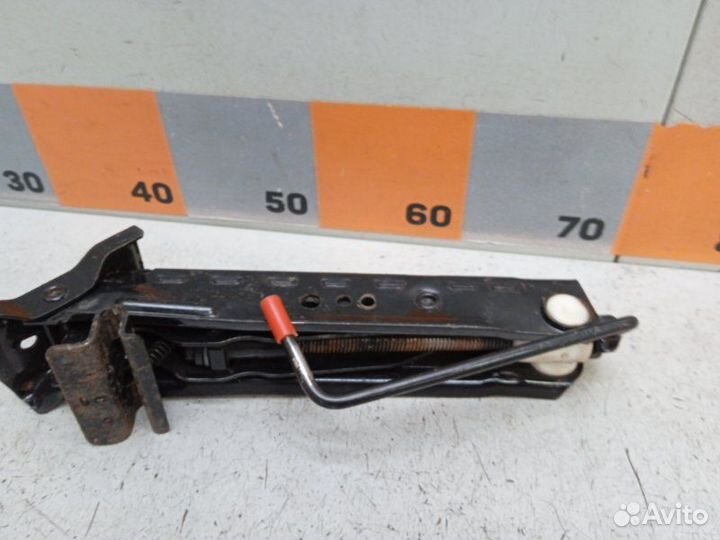 Домкрат Ford Fusion CBK 1.6 2005