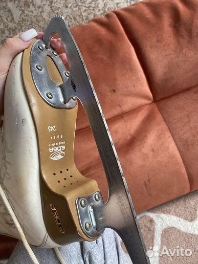 Фигурные коньки edea 245