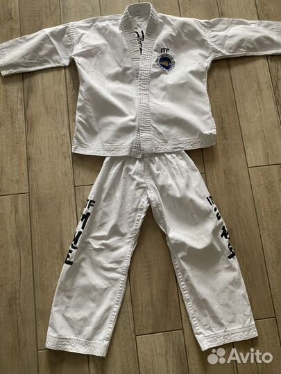 Добок для тхэквондо, шлем тхэквондо, кикбоксинг