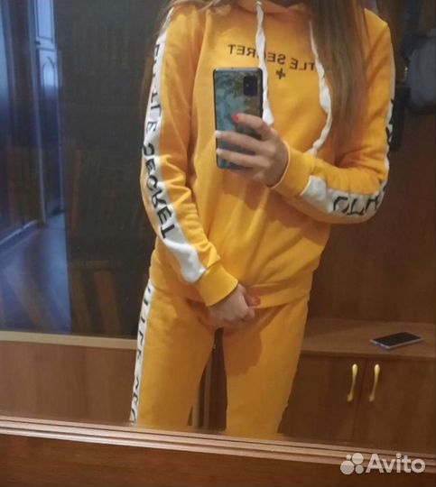 Спортивный костюм женский 40-42 р