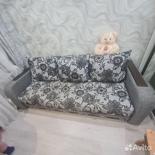Диван раскладной бу