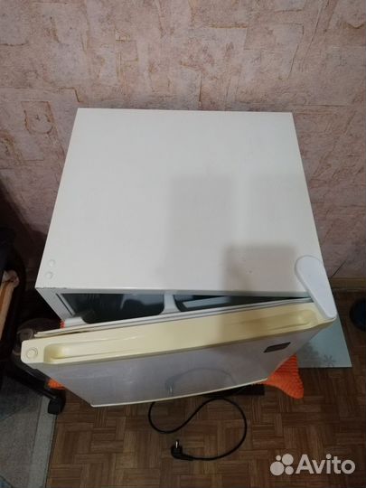 Мини-холодильник Daewoo