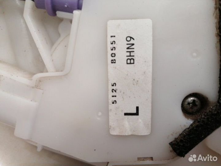 Замок задней правой двери Mazda 3 BM/BN 2015