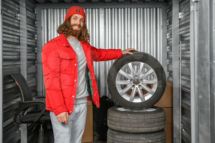 Склад для хранения вещей с балкона