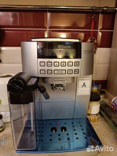 Кофемашина Delonghi Magnifica S Cappuccino