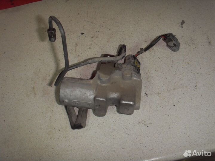 Цилиндр тормозной главный 13811010420 Lexus RX400h