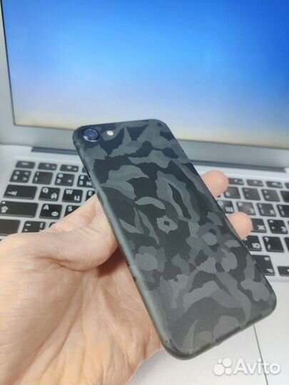 Защитная плёнка на корпус телефона с установкой