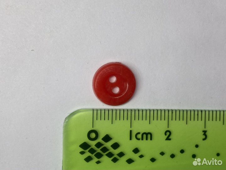 Пуговицы красные советские пластмассовые 11 мм