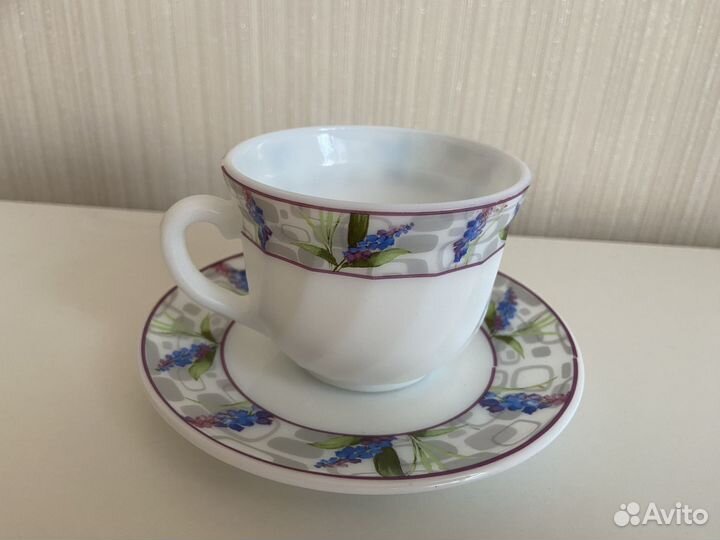 Посуда (чайная пара, рюмки)